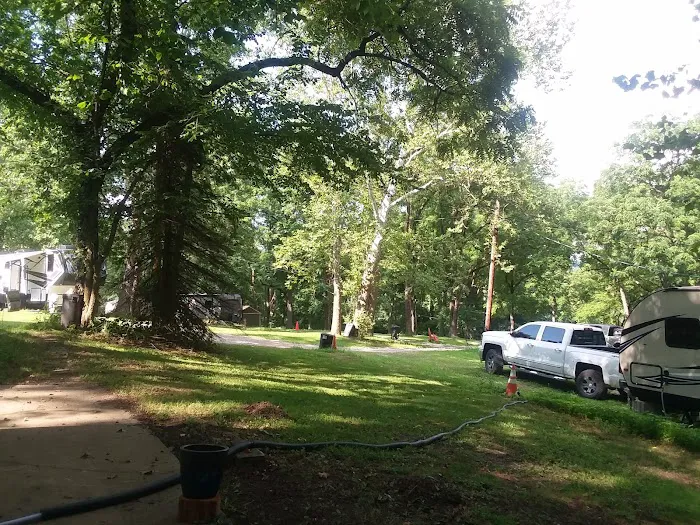 Clayton's RV Park Picture 3