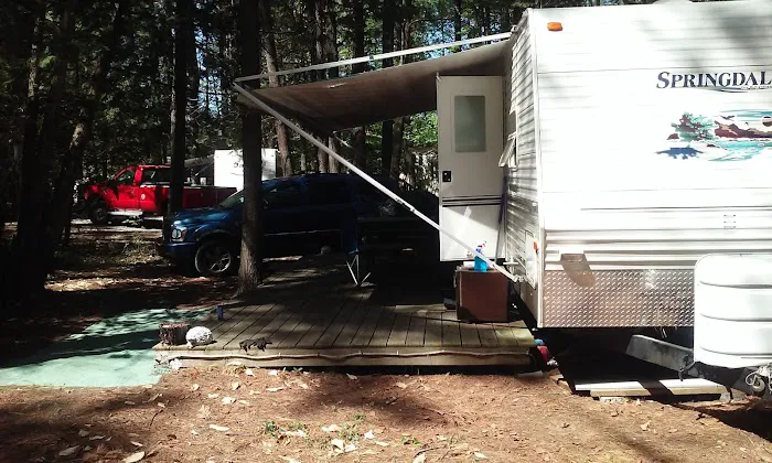 Riverside Pines Picture 6