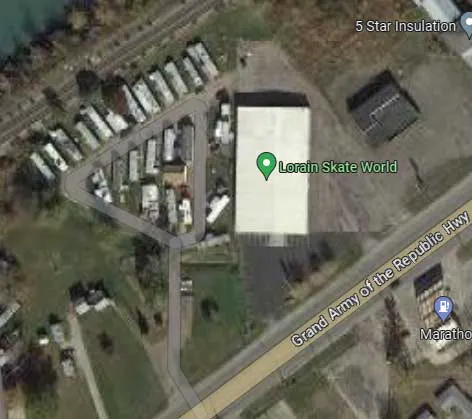 Overlake Mobile Home Park Picture 1