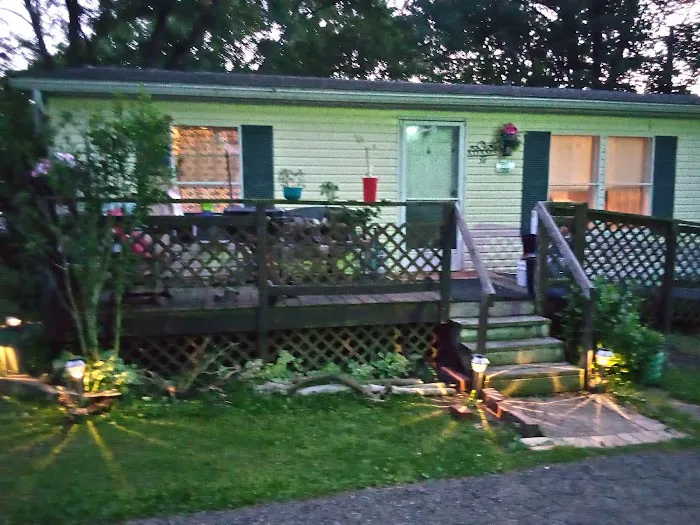 Mayfield Mobile Home Park Picture 8