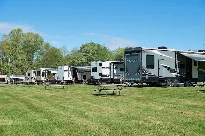 Atwood Lake Country Campground Picture 7