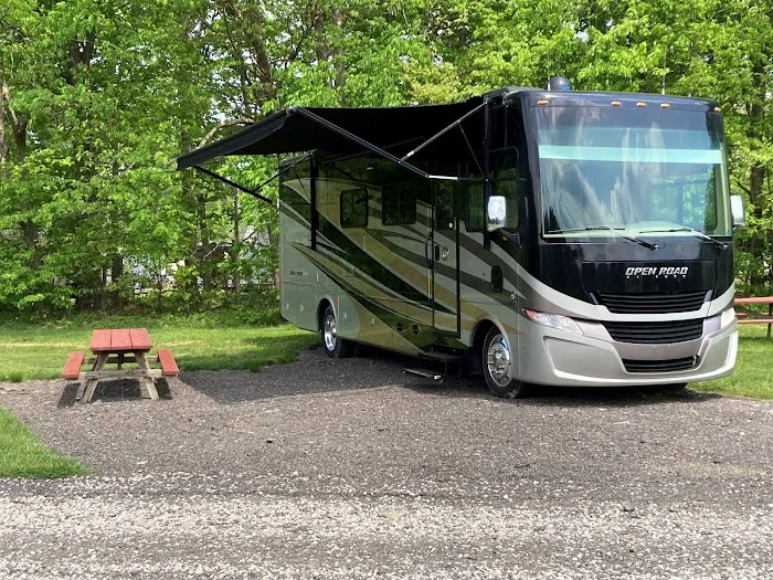 Atwood Lake Country Campground Picture 9