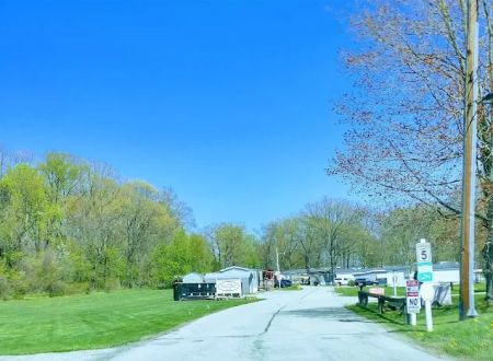 Menock Manor MHC