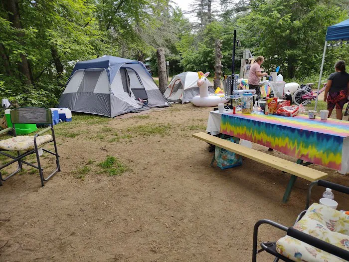 Lazy River Camping Area Picture 9