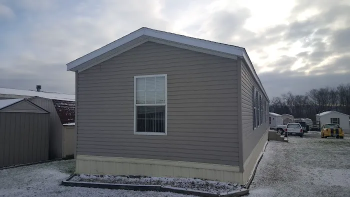 Pleasant Heights Mobile Home Park Picture 7