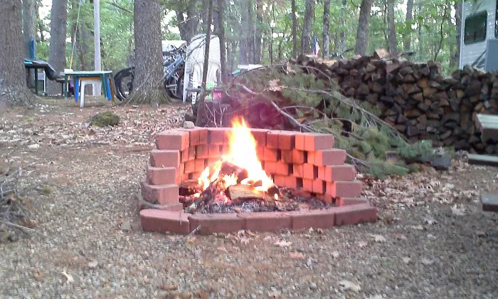Country Shore Camping Area Picture 4