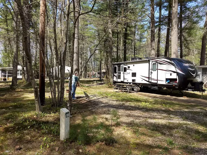 Green Gate Camping Area & Hall Picture 3