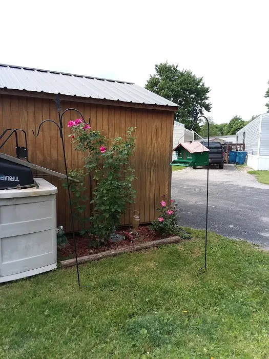 Riverview Mobile Home Park Picture 6