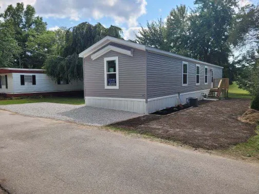 Scarlet Oaks Mobile Home Community Picture 1