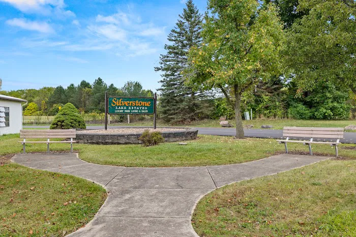 Silverstone Lake Estates Picture 8