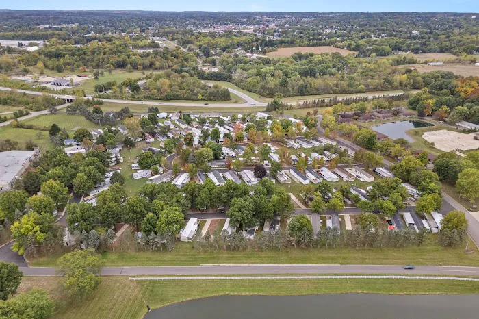 Silverstone Lake Estates Picture 9