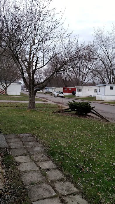 Twins Mobile Home Park Picture 3