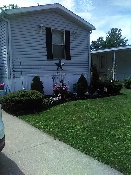 Forty Corners Village Picture 3