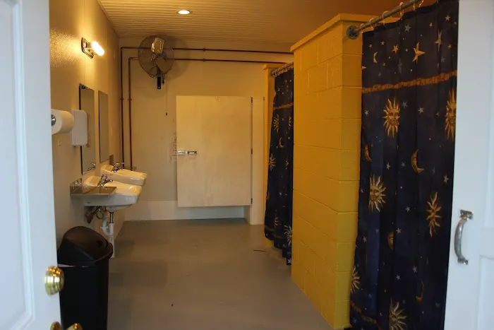 Sunset RV & Cabins Picture 8