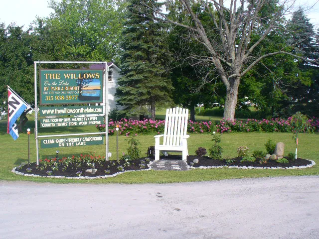 Willows on the Lake Campground Picture 4