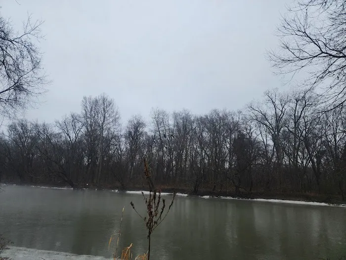 Pines and Quaker Mobile Home Park Picture 7