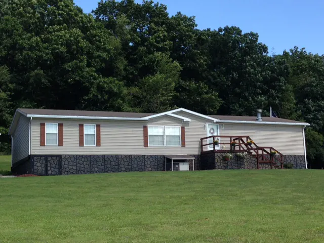 Jefferson Estates Picture 10