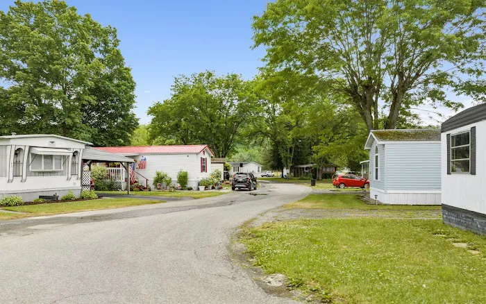 Moundsville Mobile Home Park Picture 6