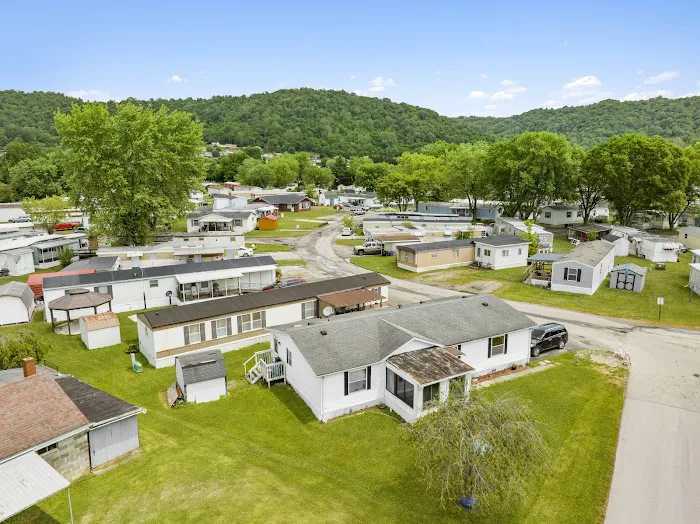 Moundsville Mobile Home Park Picture 1