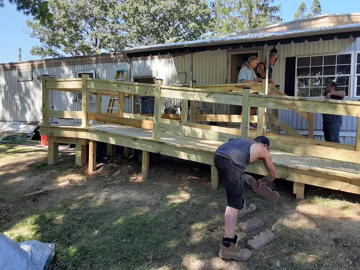 Dominion Mobile Home Village Picture 4