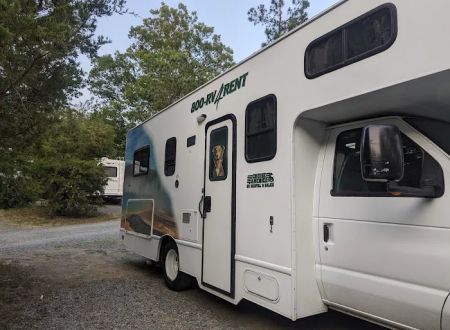 Aquia Pines Camp Resort