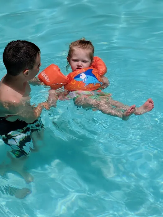 Aquia Pines Camp Resort Picture 5