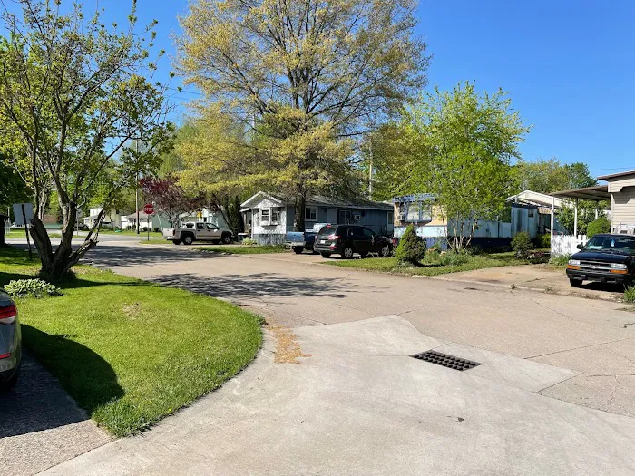 LondonAire Mobile Home Park Picture 3