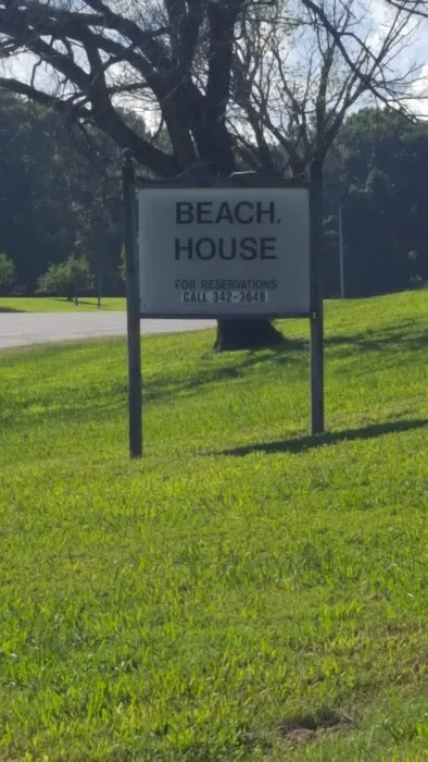 Beach House Picture 5