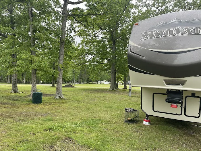 Take It Easy Campground Picture 9