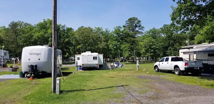 Take It Easy Campground Picture 10