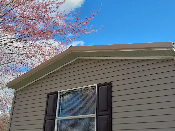 Madison City Mobile Home Community Picture 7