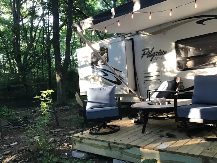 Shade Tree Country RV Park Picture 2