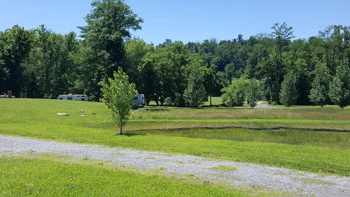 River Front Family Campground Picture 5