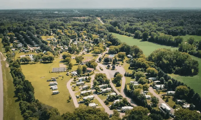 Junius Ponds Cabins & Campground Picture 9