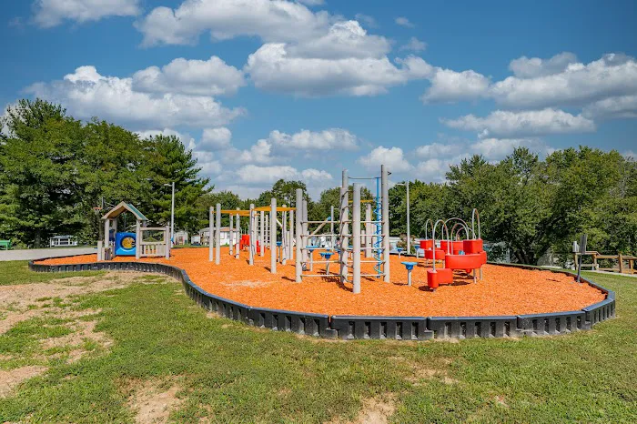 Independence Hill Pointe Mobile Home Park Picture 4