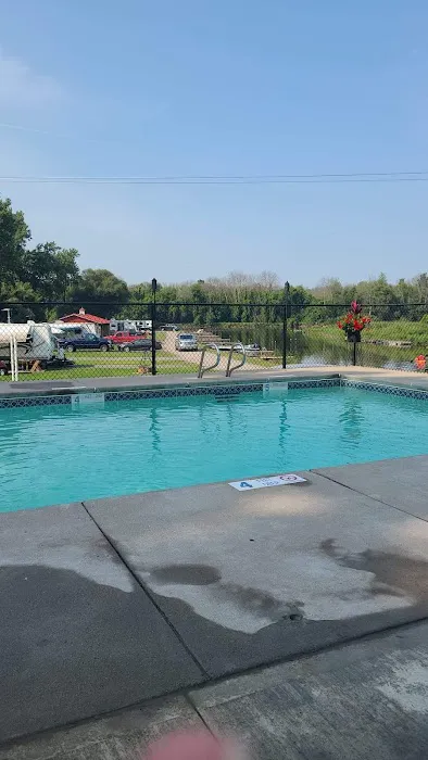 Rivers Crossing Campground & Marina Picture 7