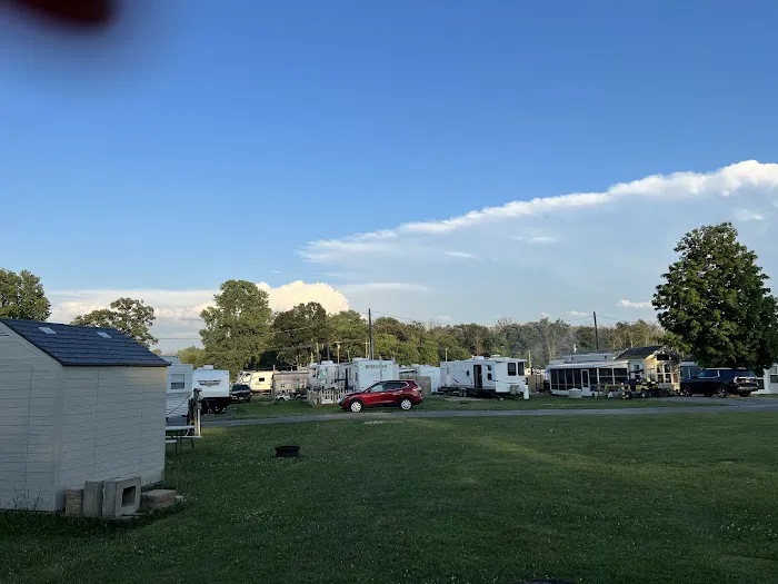 River Forest Park Campground Picture 4