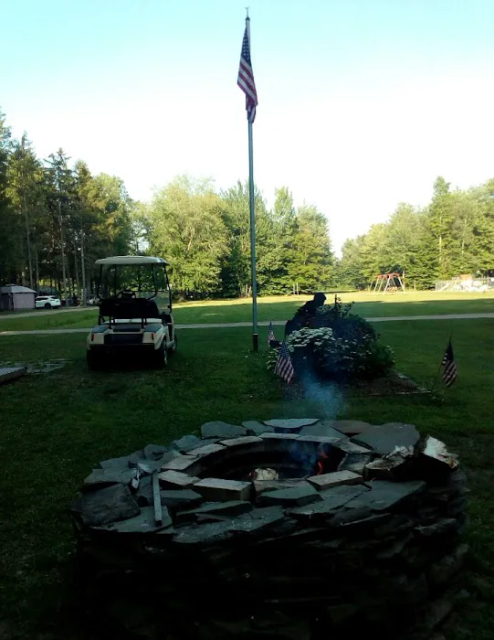 Piney Woods Campsites Picture 4