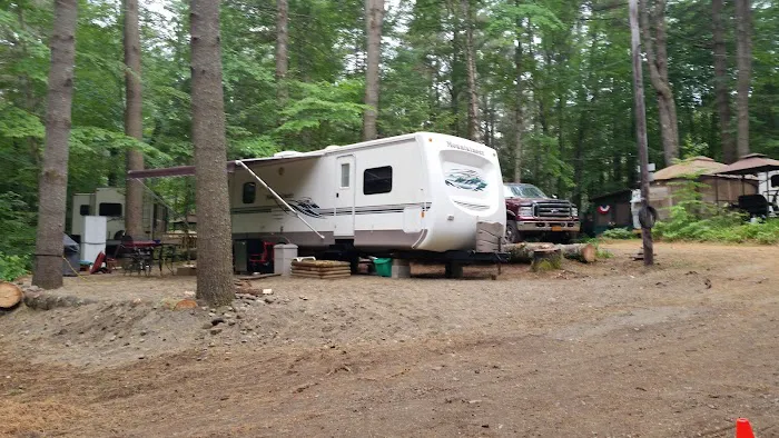 Hidden Pond Campsite Picture 6