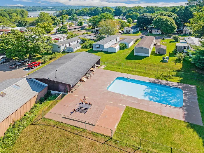 Lakeview Estates Manufactured Home Community Picture 3