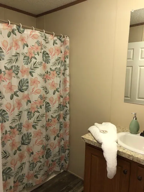 Pinecrest Mobile Home Community Picture 6