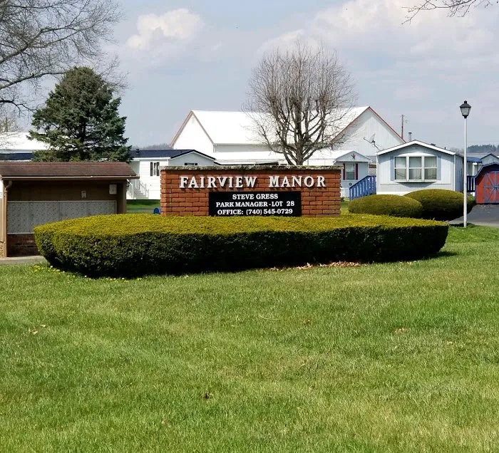 Fairview Manor Picture 3