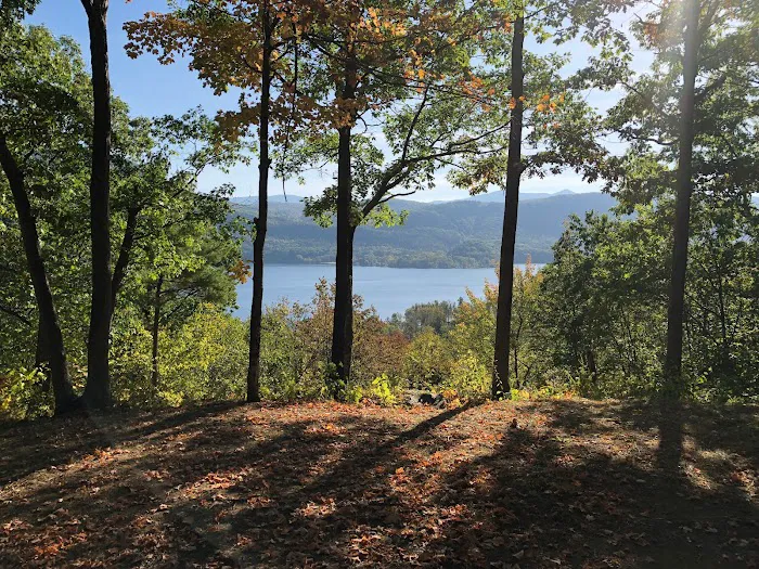 Waterhouses: Lodging, Campground & Marina Picture 3
