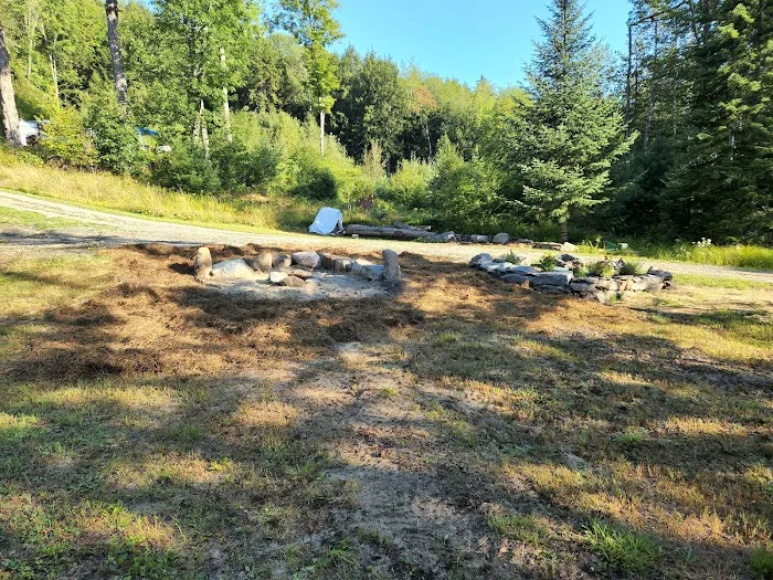 Forty and Eight RV Sites Picture 7