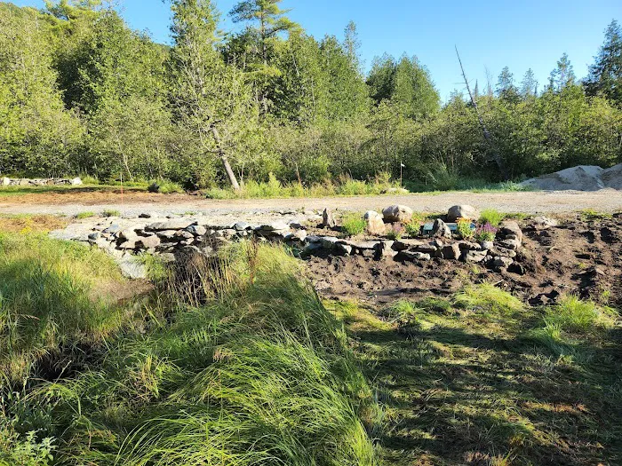 Forty and Eight RV Sites Picture 6