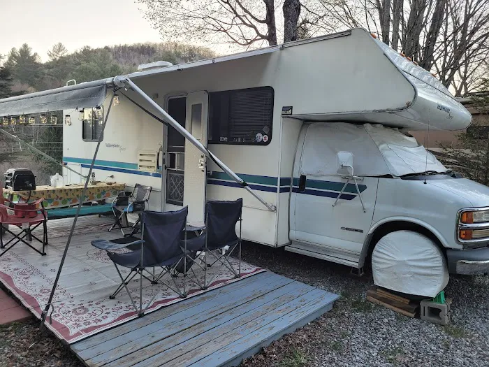 Meadowcrest Campground Picture 4