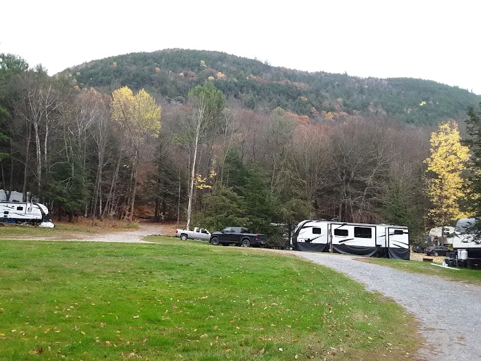 Green Mountain Family Campground Picture 8