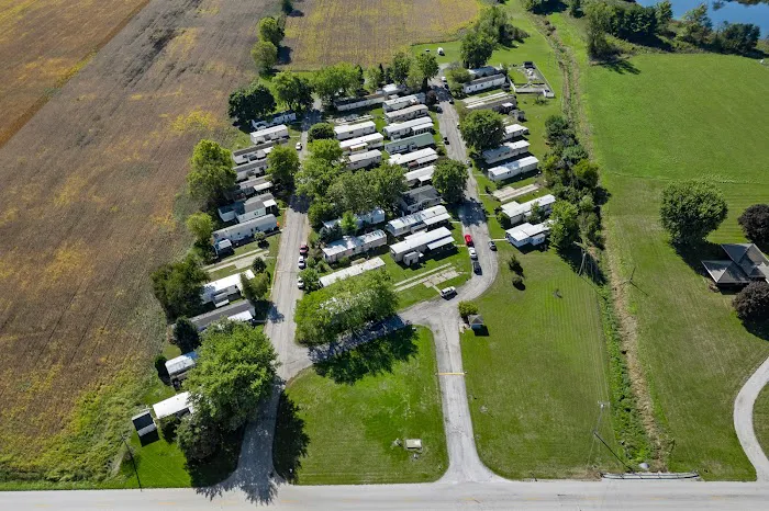 Blue Willow Mobile Home Park Picture 8