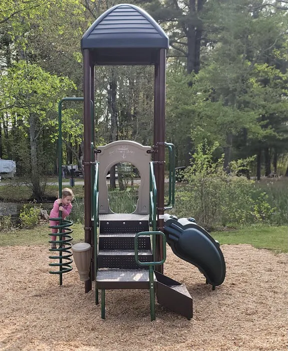 Canoe River Campground Picture 8