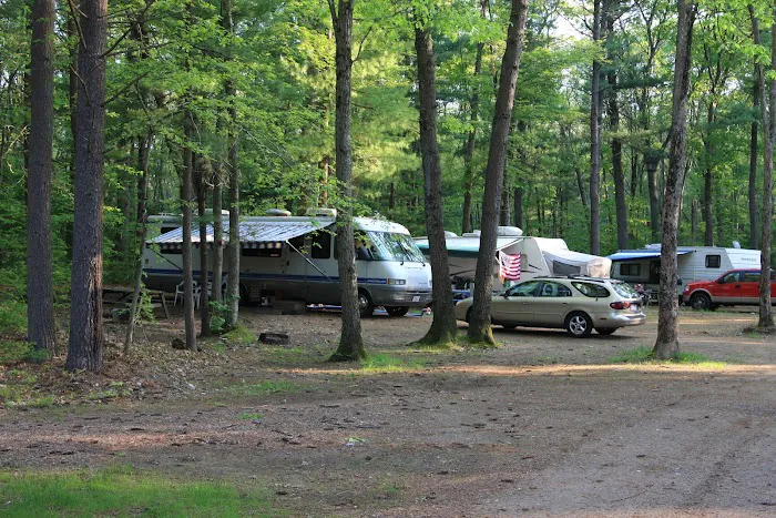Canoe River Campground Picture 9